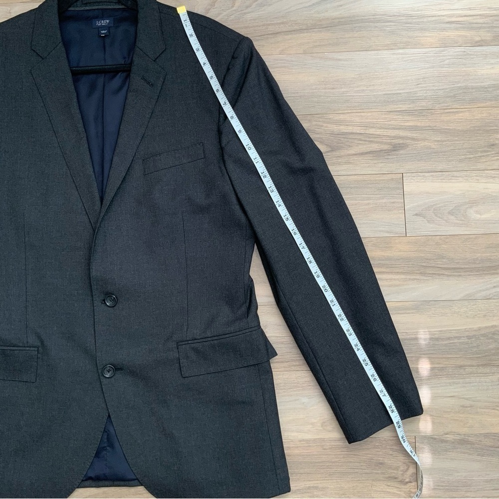 J. Crew Ludlow Slim-fit suit jacket in Italian worsted wool - Picture 6 of 11